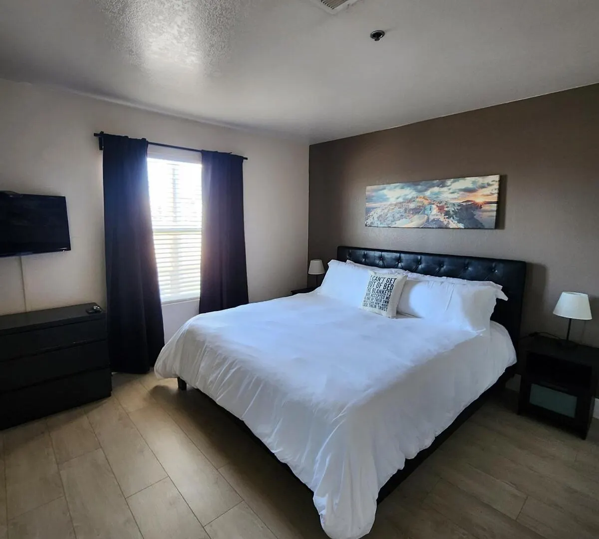 Apartment Strip Views, 2 Pools, Free Parking & No Resort Fee Las Vegas United States